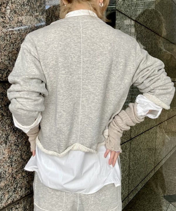 小原 もこさんの「BEAMS WOMEN｜maturely / ダメージ アームウォーマー」を使ったコーディネート