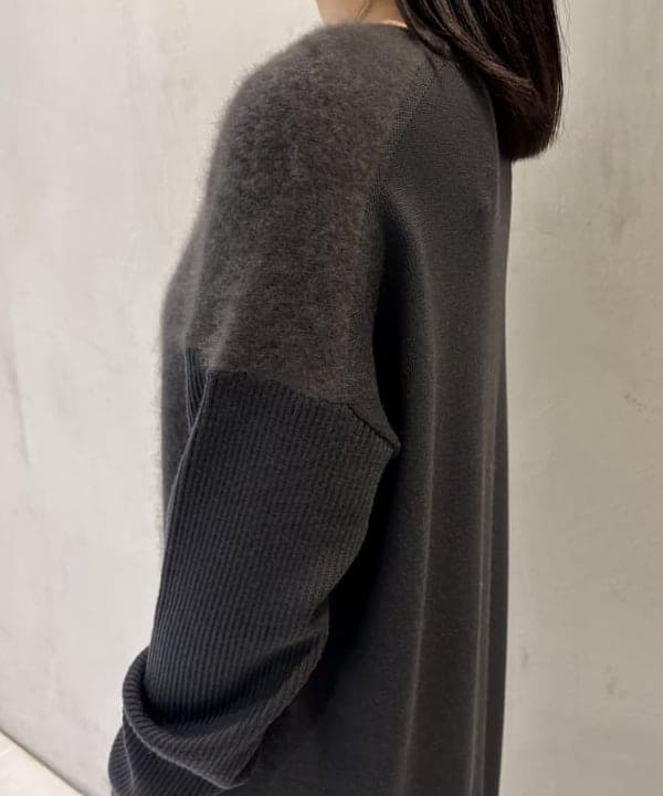 野村 美紅さんの「BEAMS WOMEN｜フラッフィ クルーネック ニット ワンピース」を使ったコーディネート