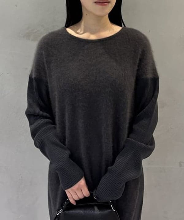 野村 美紅さんの「BEAMS WOMEN｜フラッフィ クルーネック ニット ワンピース」を使ったコーディネート