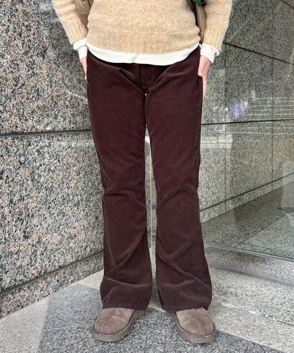 サイトウ　トモミさんの「BEAMS WOMEN｜THE NORTH FACE / ヌプシ ベスト」を使ったコーディネート