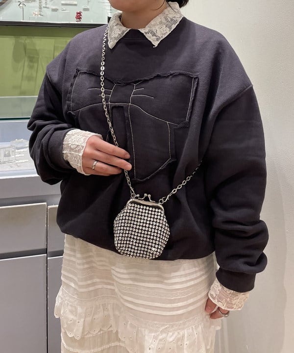 chikaさんの「BEAMS WOMEN｜blicenscell / ビジュー バッグ」を使ったコーディネート