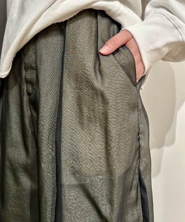 早川 萌子さんの「BEAMS WOMEN｜キルティング ノーカラー ブルゾン」を使ったコーディネート