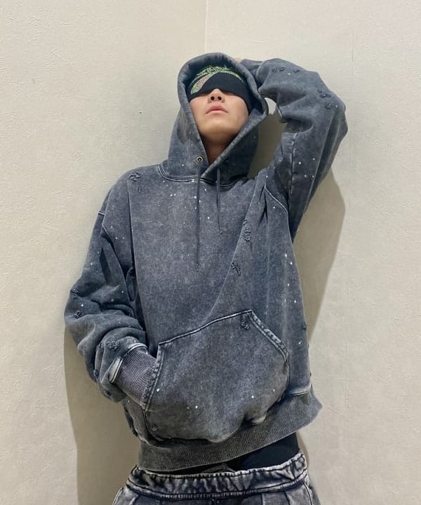 はるひむさんの「BEAMS WOMEN｜ワイドショートフィット ダメージ フーディ」を使ったコーディネート