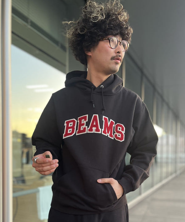 BAKU(東江 漠)さんの「BEAMS WOMEN｜BEAMS ロゴ スウェット パンツ」を使ったコーディネート