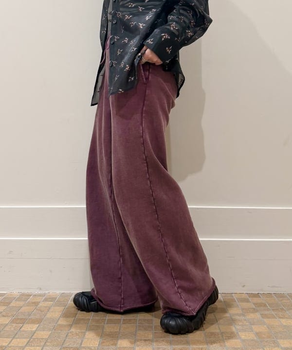 松本 佳菜子さんの「BEAMS WOMEN｜ワイド 2WAY バッグ」を使ったコーディネート