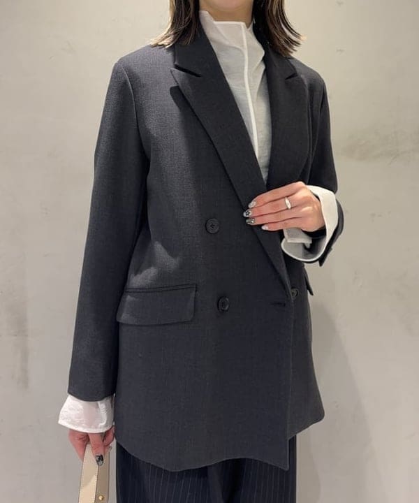 中平 あみさんの「BEAMS WOMEN｜ダブルクロス ロング ジャケット」を使ったコーディネート