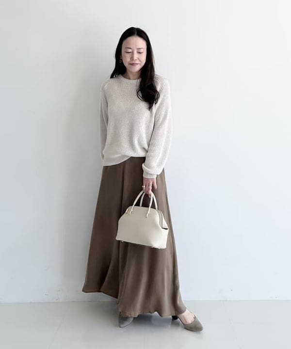 関 桂子さんの「BEAMS WOMEN｜PUNTI. / WALTZ ハンドバッグ」を使ったコーディネート