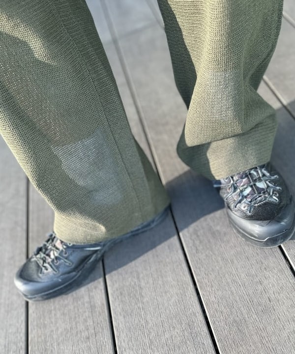 BAKU(東江 漠)さんの「BEAMS WOMEN｜【別注】UNIVERSAL OVERALL / MESH WIDE JACKET」を使ったコーディネート