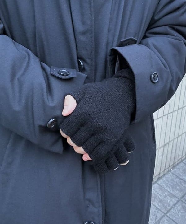 森田 倫太郎さんの「BEAMS WOMEN｜リラックスフィット 5ゲージ ノルディック シャギー ニット」を使ったコーディネート