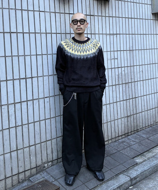 森田 倫太郎さんの「BEAMS WOMEN｜リラックスフィット 5ゲージ ノルディック シャギー ニット」を使ったコーディネート