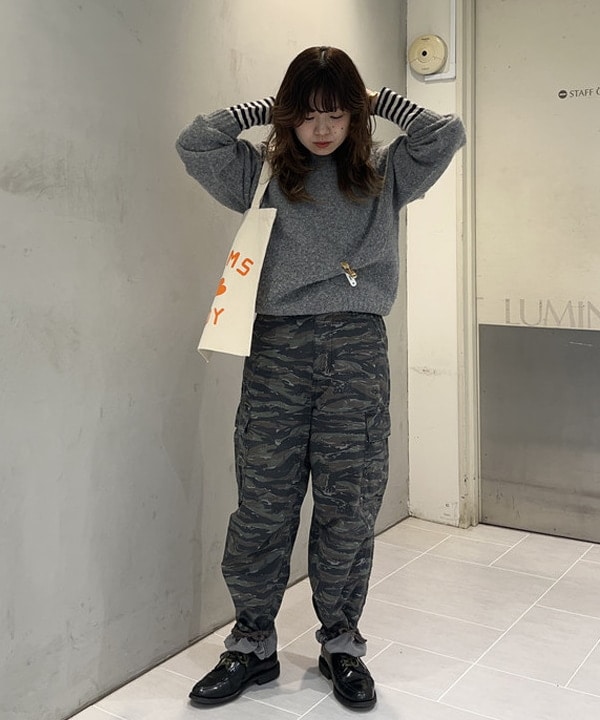 ナツハさんの「BEAMS WOMEN｜【別注】Nor&rsquo;Easterly / シェットランド シャギー クルーネック 25FW」を使ったコーディネート
