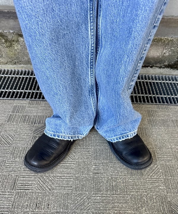 チナツさんの「BEAMS WOMEN｜adidas / Adicolor Teamgeist Cut Line Hoodie」を使ったコーディネート