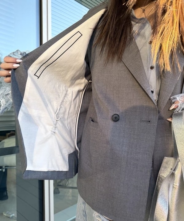 松本 佳菜子さんの「BEAMS WOMEN｜BEAURE &times; Ray BEAMS / 別注 2WAY バッグ」を使ったコーディネート