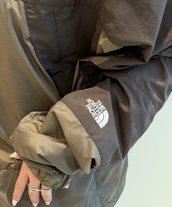 松本 佳菜子さんの「BEAMS WOMEN｜アシメ ネック ドレープ」を使ったコーディネート