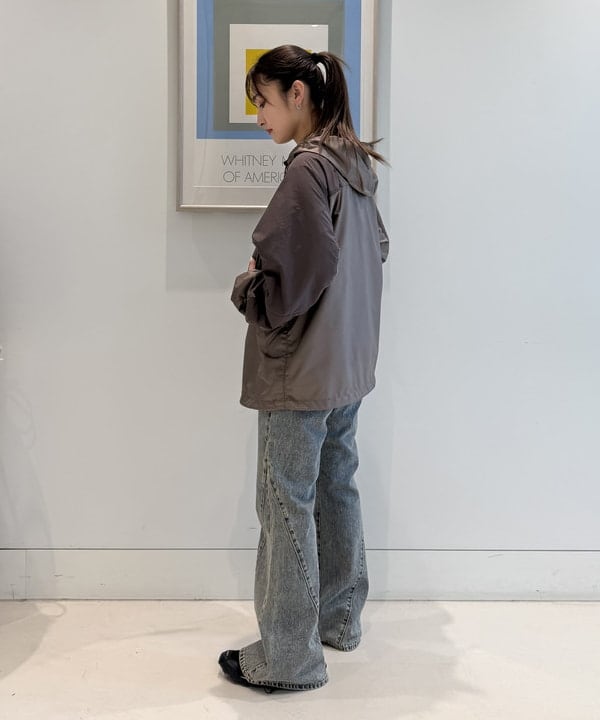 松本 佳菜子さんの「BEAMS WOMEN｜アシメ ネック ドレープ」を使ったコーディネート