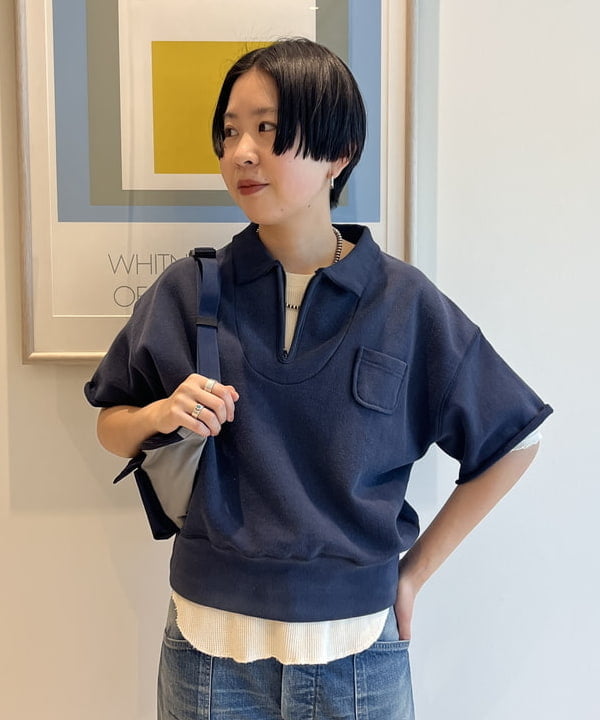 ミナミマリコさんの「BEAMS WOMEN｜ハーフジップ ショートスリーブ スウェット」を使ったコーディネート