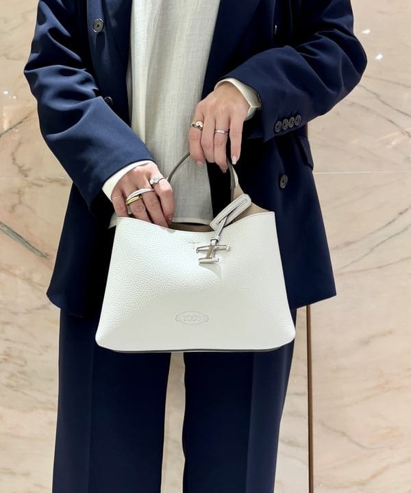 AONO SHIKAMAさんの「BEAMS WOMEN｜ソフト ボクシー ジャケット＊」を使ったコーディネート