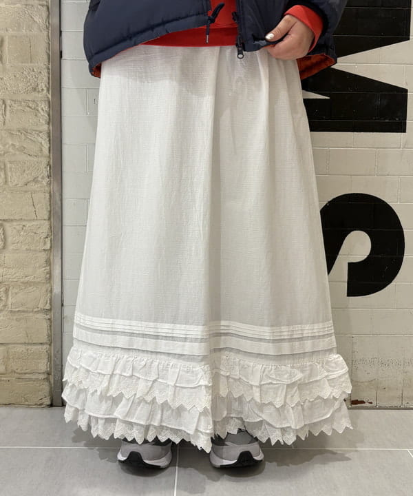 大石彩可さんの「BEAMS WOMEN｜リバーシブル ダウン ジャケット」を使ったコーディネート