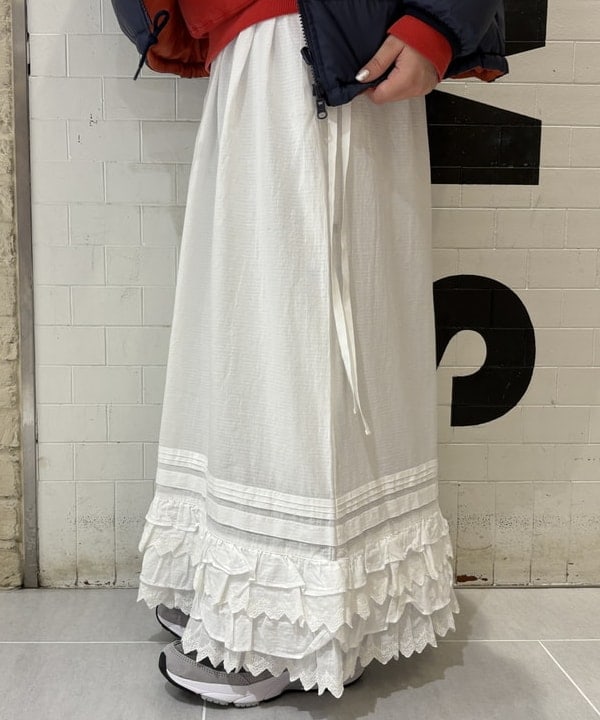 大石彩可さんの「BEAMS WOMEN｜リバーシブル ダウン ジャケット」を使ったコーディネート