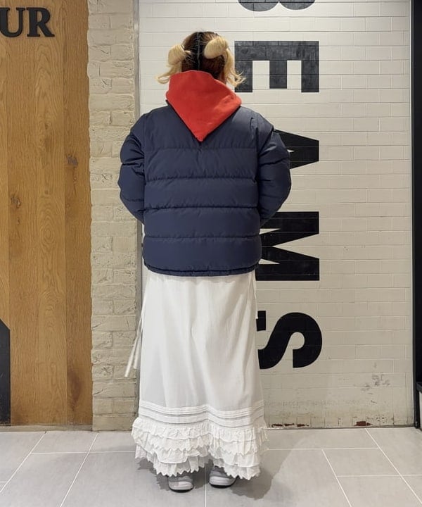 大石彩可さんの「BEAMS WOMEN｜リバーシブル ダウン ジャケット」を使ったコーディネート