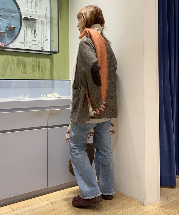 大木さんの「BEAMS WOMEN｜ツイード スリーボタン ビッグジャケット」を使ったコーディネート