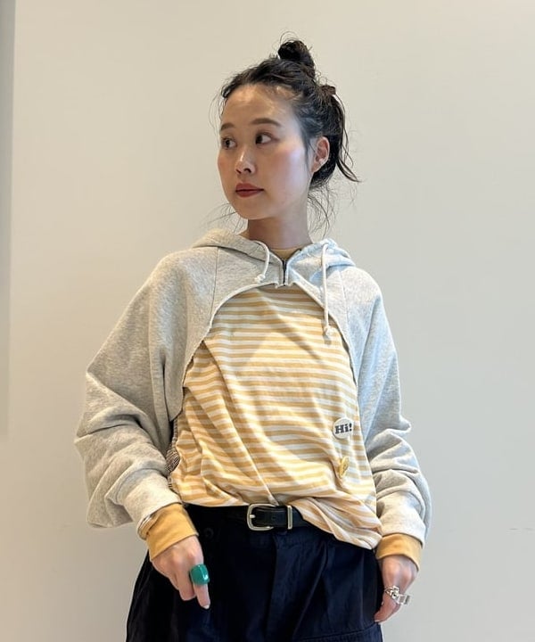 清水 彩乃さんの「BEAMS WOMEN｜THREE POTATO FOUR / 缶バッジ 4pcs」を使ったコーディネート