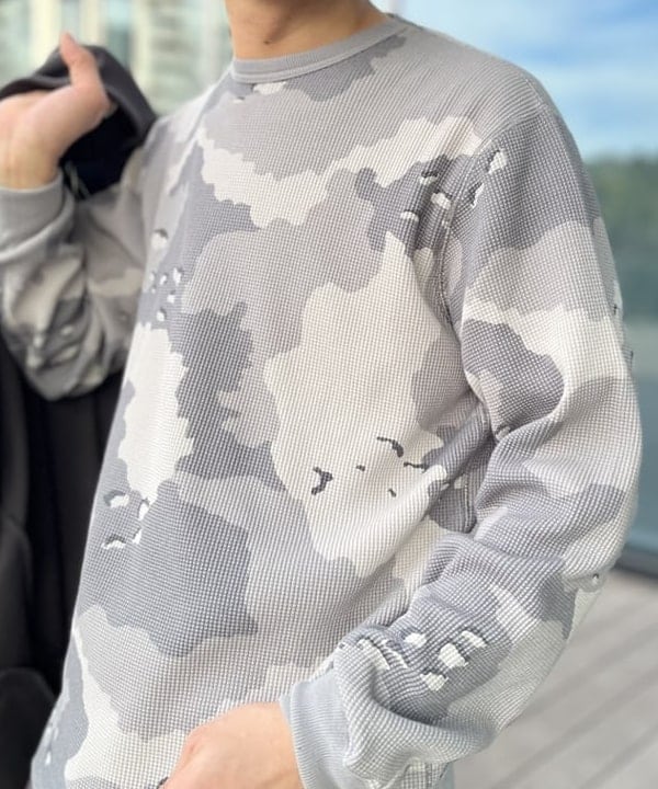 BAKU(東江 漠)さんの「BEAMS WOMEN｜【別注】FRED PERRY / トラックジャケット」を使ったコーディネート