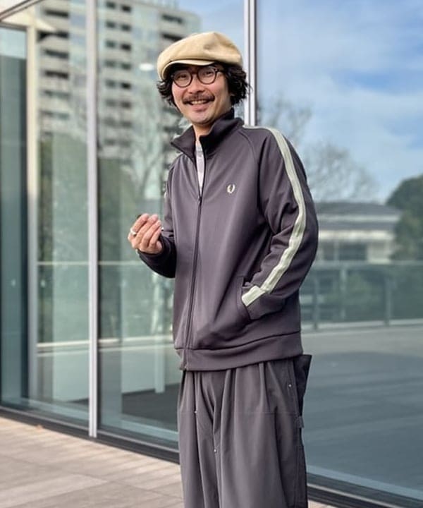 BAKU(東江 漠)さんの「BEAMS WOMEN｜【別注】FRED PERRY / トラックジャケット」を使ったコーディネート