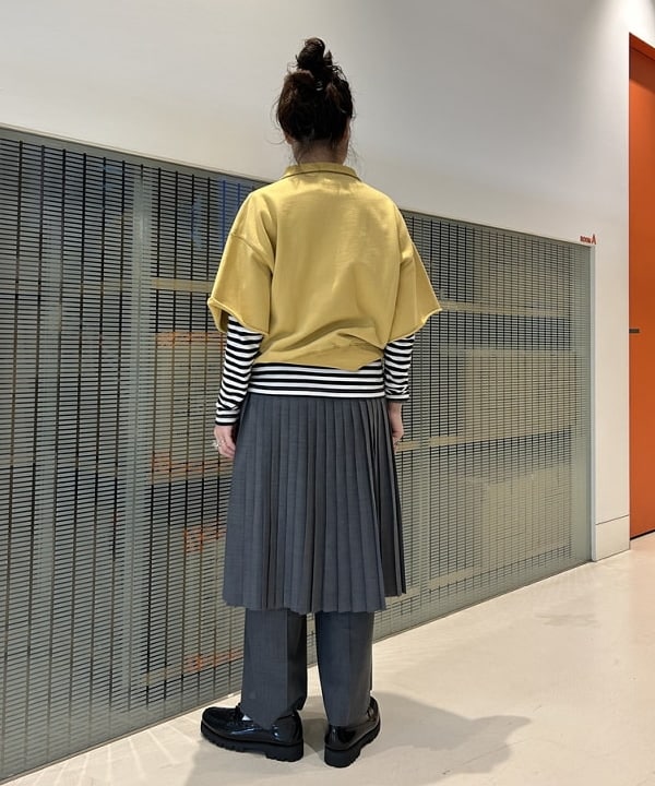 清水 彩乃さんの「BEAMS WOMEN｜ライン ルーズソックス」を使ったコーディネート