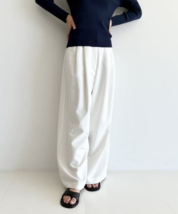 中丸　栞さんの「BEAMS WOMEN｜」を使ったコーディネート