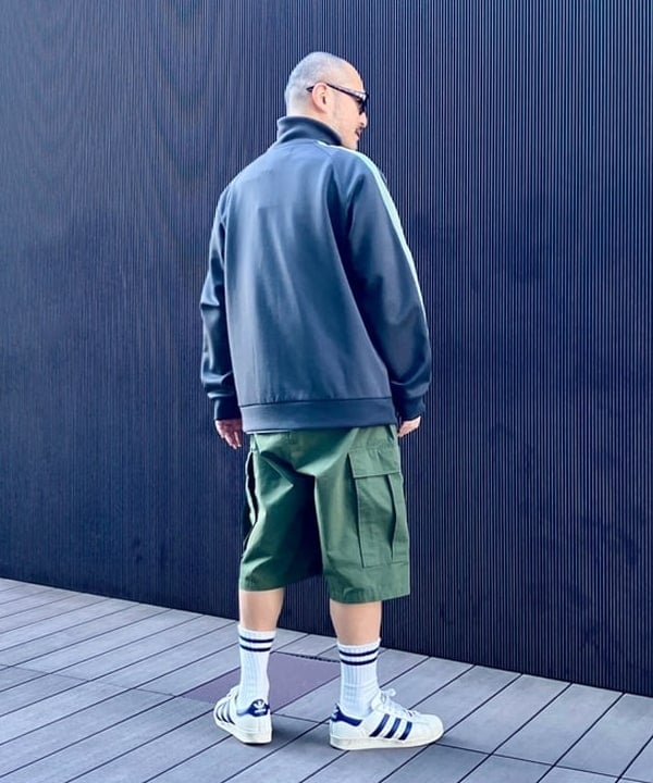 Tsutomu Nagafujiさんの「BEAMS WOMEN｜BEAMS｜【別注】FRED PERRY / Track Jacket 26SS｜トラックジャケット ジャージ｜ワイドシルエット」を使ったコーディネート