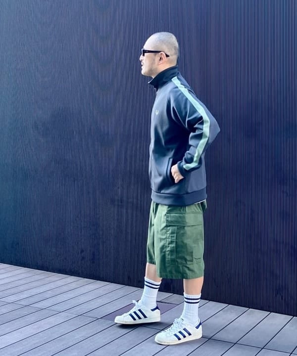 Tsutomu Nagafujiさんの「BEAMS WOMEN｜BEAMS｜【別注】FRED PERRY / Track Jacket 26SS｜トラックジャケット ジャージ｜ワイドシルエット」を使ったコーディネート