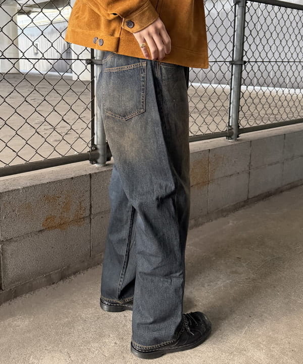 川崎 駿希さんの「BEAMS WOMEN｜ワイドストレート デニムパンツ」を使ったコーディネート