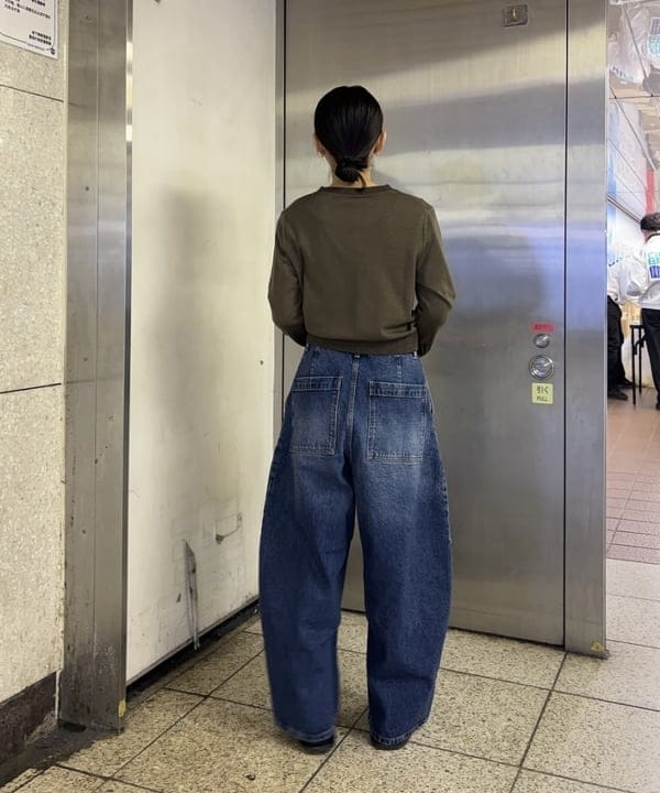 野村 美紅さんの「BEAMS WOMEN｜TAN / テンセルウール ロングスリーブ Tシャツ」を使ったコーディネート