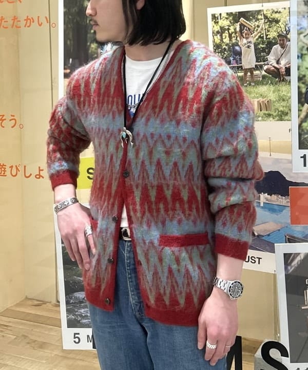 IHA(イハ)さんの「BEAMS WOMEN｜Cardigan Double Jacquard Chevron Pattern」を使ったコーディネート