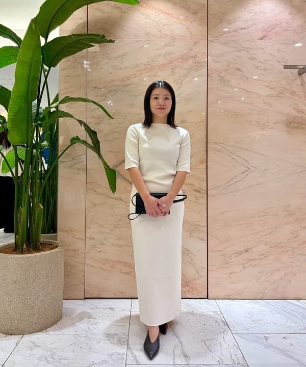 小笠原 楓さんの「BEAMS WOMEN｜シンプル モックネック ニット .M」を使ったコーディネート