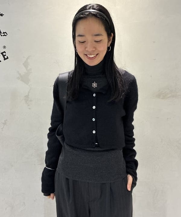 津藤 理佐子さんの「BEAMS WOMEN｜ヘムデタッチャブル スラックス」を使ったコーディネート