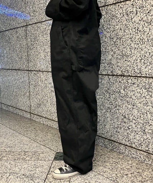 小原 もこさんの「BEAMS WOMEN｜シルバー 太フープ ピアス」を使ったコーディネート