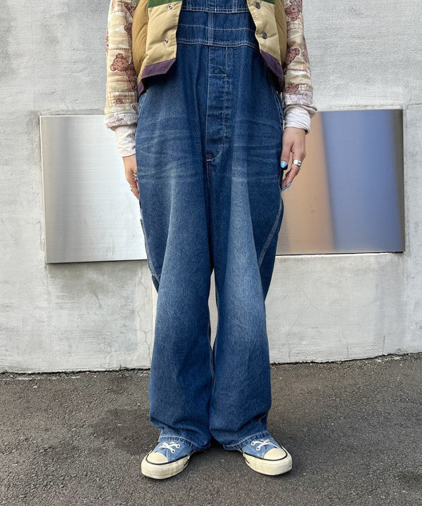 エノモト アミさんの「BEAMS WOMEN｜リブタートル ロングスリーブ カットソー」を使ったコーディネート