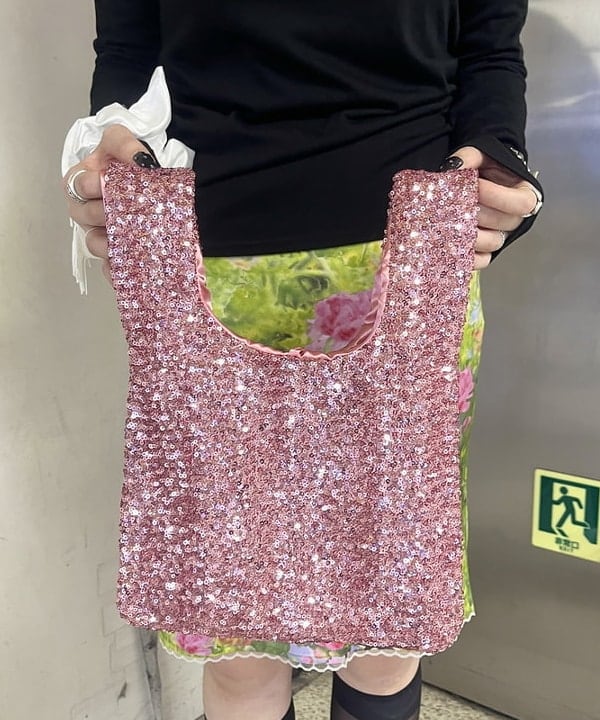 江口 息吹さんの「BEAMS WOMEN｜アシメ ネック ドレープ」を使ったコーディネート