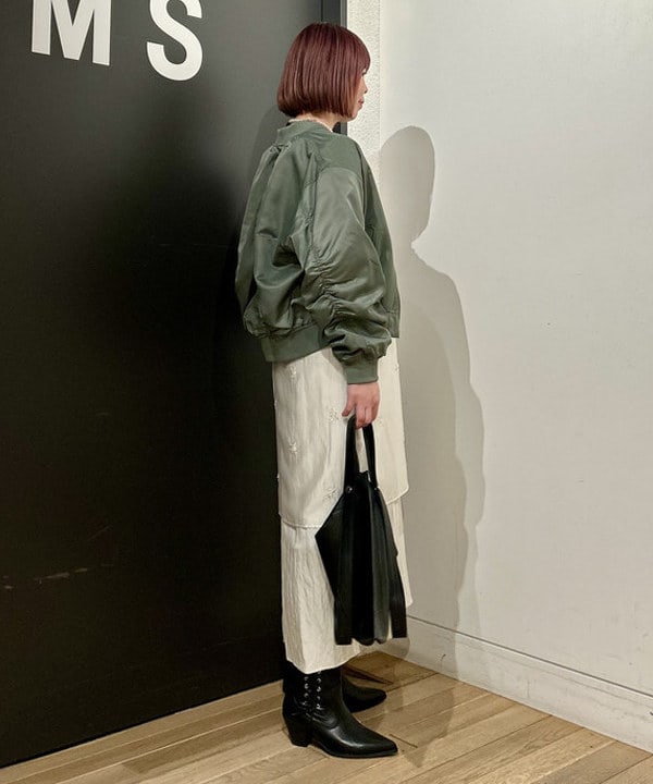 早川 萌子さんの「BEAMS WOMEN｜ギャザー アーム MA-1」を使ったコーディネート