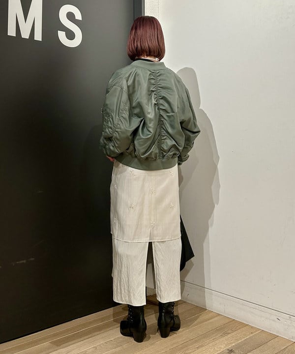 早川 萌子さんの「BEAMS WOMEN｜ギャザー アーム MA-1」を使ったコーディネート