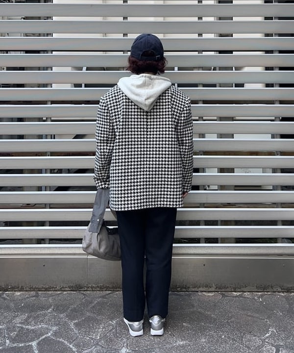 まつむさんの「BEAMS WOMEN｜レトロ フィット ジップ フーディー」を使ったコーディネート