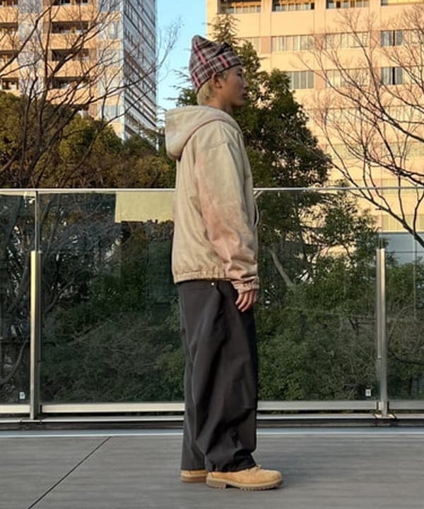照田 拓史さんの「BEAMS WOMEN｜モック プリント フーディ」を使ったコーディネート