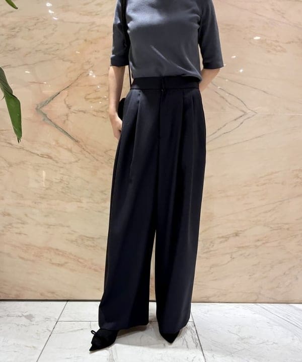 中丸　栞さんの「BEAMS WOMEN｜BOGKI / リブル クロス ボディ バッグ」を使ったコーディネート