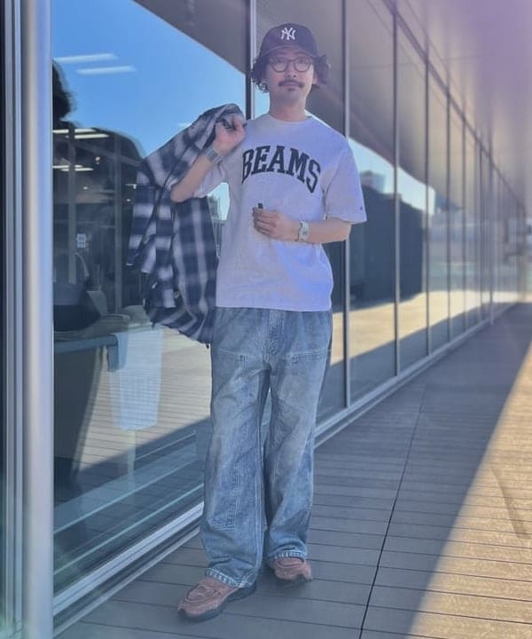 BAKU(東江 漠)さんの「BEAMS WOMEN｜モック プリント ダブルニー スウェットパンツ」を使ったコーディネート