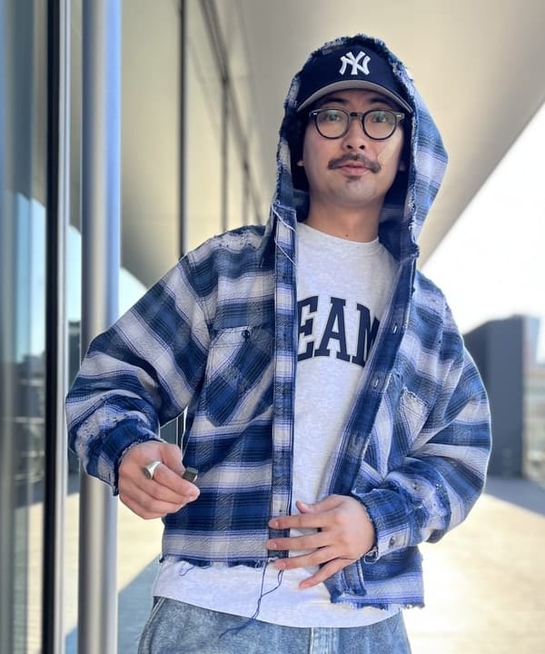 BAKU(東江 漠)さんの「BEAMS WOMEN｜モック プリント ダブルニー スウェットパンツ」を使ったコーディネート