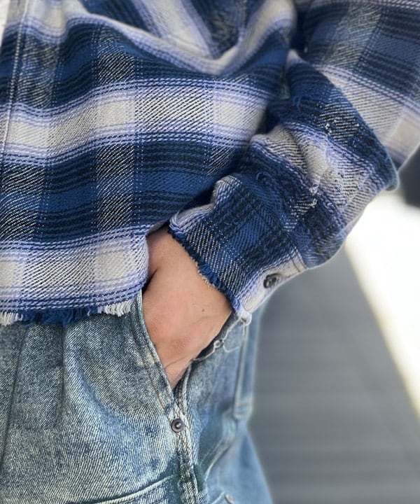 BAKU(東江 漠)さんの「BEAMS WOMEN｜モック プリント ダブルニー スウェットパンツ」を使ったコーディネート