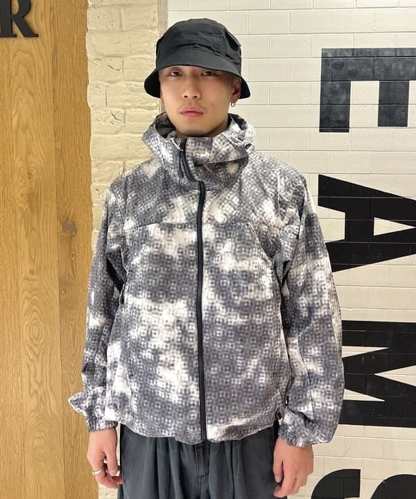 梨本 湖太郎さんの「BEAMS WOMEN｜ポケット ハット」を使ったコーディネート