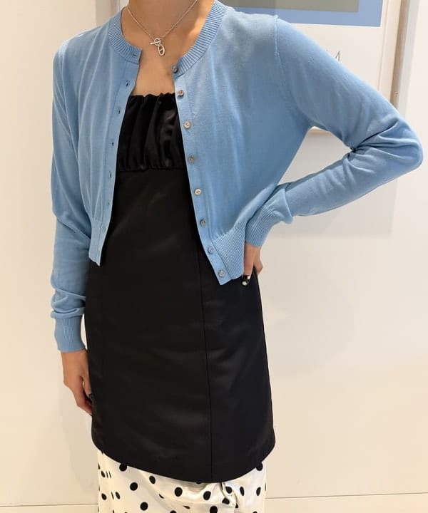 れいなさんの「BEAMS WOMEN｜14ゲージ ショート丈 クルーネック カーディガン」を使ったコーディネート